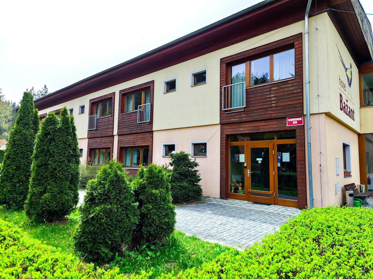 Hotel Bazant Karlovy Vary Exterior foto