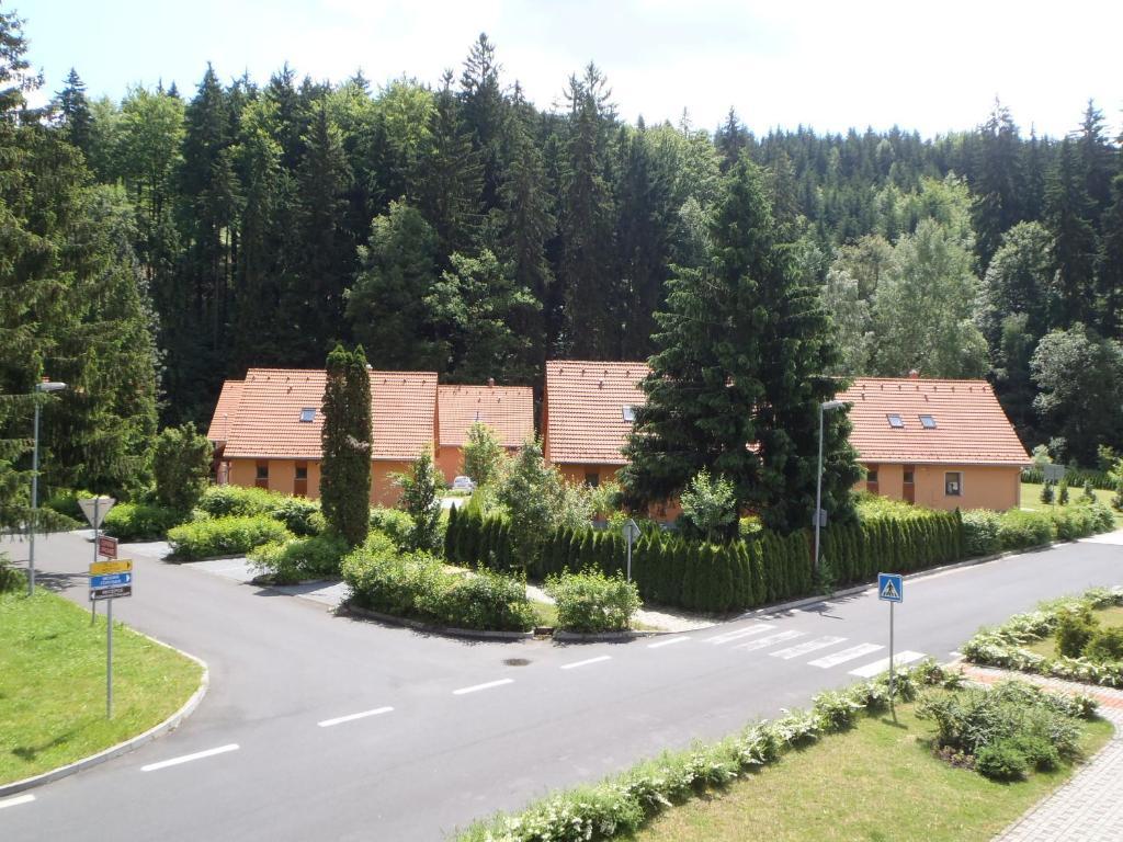Hotel Bazant Karlovy Vary Exterior foto